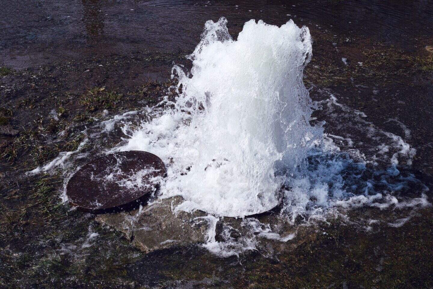 watermains 260775714